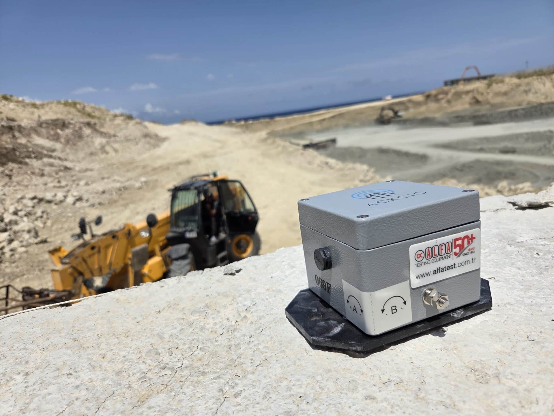 ackcio tiltmeter slope monitoring